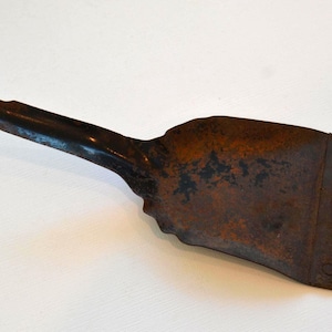 Vintage Antique Hand Coal Garden Scoop Shovel