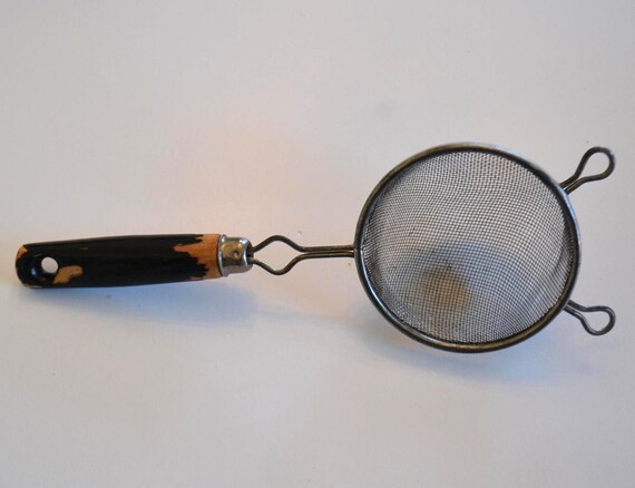 Vintage Schwarz Holzgriff Hand gehalten Küche Bauernhaus Stil Sifter Sieb Utensil