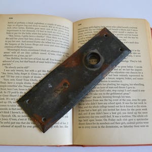 Antique Vintage Salvage Architectural Metal Design Door Plate Escutcheon Hardware