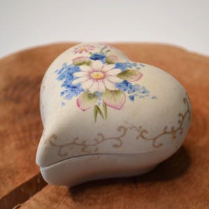 Vintage Ceramic Floral Small Jewelry Ring Box Container