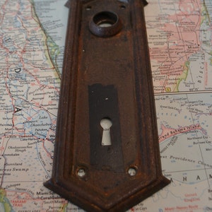 Antique Vintage Salvage Architectural Rusty Worn Metal Door Plate Escutcheon Hardware