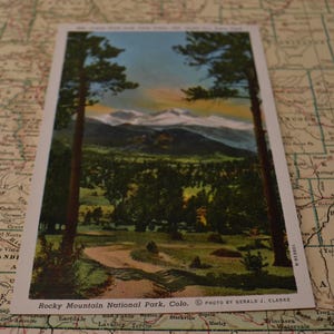 Vintage Ephemera Speicher kultige Andenken Rocky Mountain Nationalpark Colorado Longs Spitzenreise-Postkarte