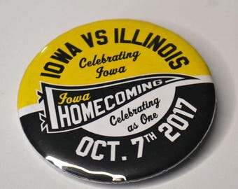 Vintage collectible Iowa Hawkeyes University of Iowa Herky Homecoming 2017 voetbal sportfan alumni speldbutton