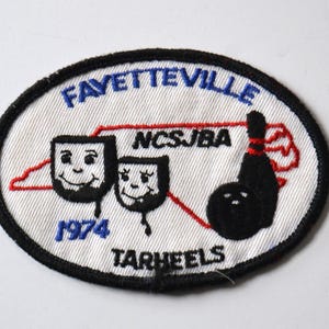 Parche bordado vintage de los Tar Heels de bolos de la NCSJBA de Fayetteville
