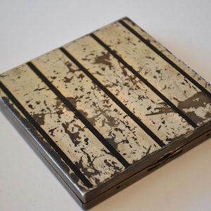 Vintage Travel Cosmetic Beauty Make-Up Powder Silver Black Square Case Container Compact