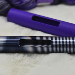 Crochet Magic Ring Buddy - Purple - 3D Printed - Radiant Skeins