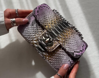 Bolso bandolera multicolor de piel de pitón, bolso de hombro con cadena de piel de serpiente, bolso de mano de piel exótica, bolso de lujo llamativo, regalo para ella.