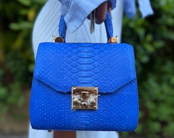 Bolso bandolera azul cobalto de piel de pitón, bolso de mano de nobuk con estampado de serpiente, bolso de hombro de piel exótica, bolso de lujo llamativo, regalo para ella.