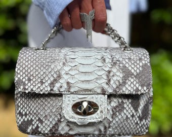 Bolso bandolera de piel de pitón natural, bolso de mano de piel de serpiente sin teñir, bolso de piel exótica neutra, bolso de lujo minimalista, regalo hecho a mano para ella.