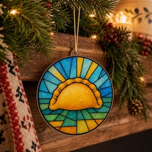 Adorno acrílico de pierogi, estilo vidriera, comida polaca y decoración de Pittsburgh imagen 9
