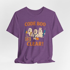 Camiseta de enfermeira para o Halloween, camiseta engraçada com código de médico "Boo!", temporada assustadora. imagem 9