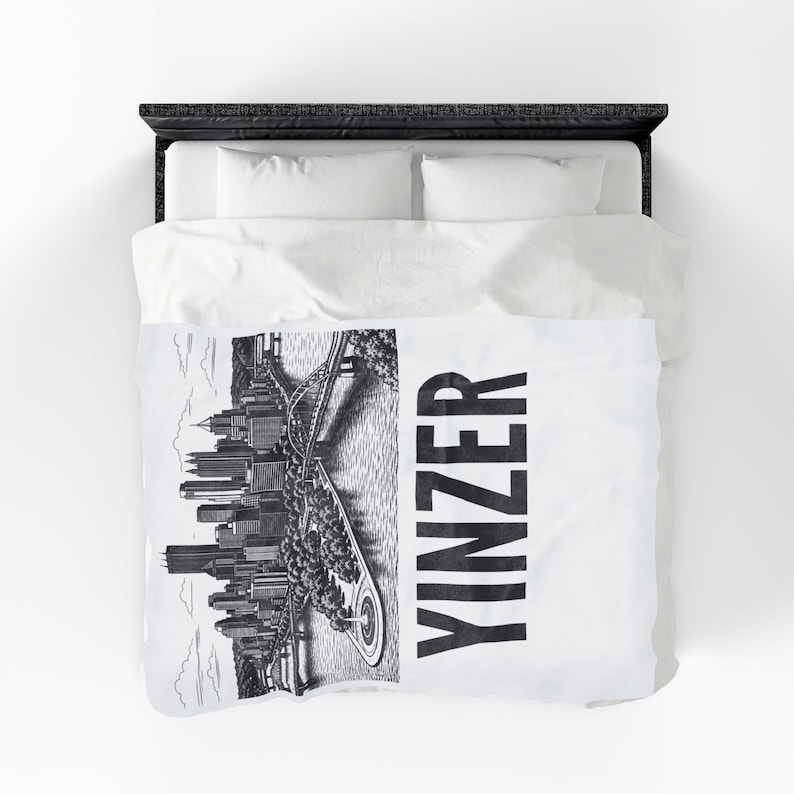 Pittsburgh Skyline Plush Throw Blanket, Yinzer Pride Home Decor image 7