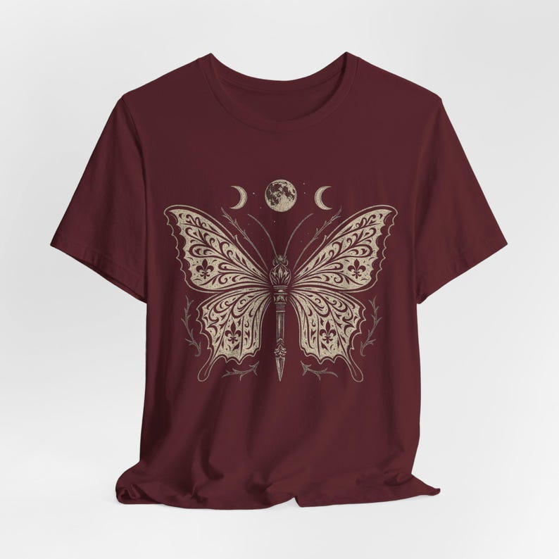 Camiseta gótica de polilla para Halloween: Camiseta con estampado de fases lunares de bruja imagen 8
