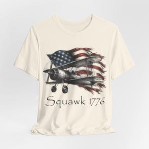 Camiseta de piloto de biplano Stearman, humor aeronáutico Squawk 1776, camiseta patriótica de aviador. imagen 9