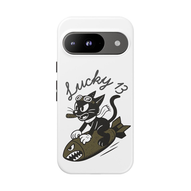 Handyhülle mit Glückszahl 13, Nasenkunst-Design aus dem Zweiten Weltkrieg, Retro-Tattoo-Katze Bild 9