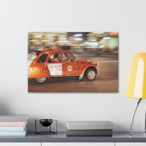 Vintage canvasafdruk Parijs Citroën: retro Franse autofotografie afbeelding 3