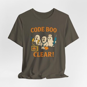 Camiseta de enfermeira para o Halloween, camiseta engraçada com código de médico "Boo!", temporada assustadora. imagem 6
