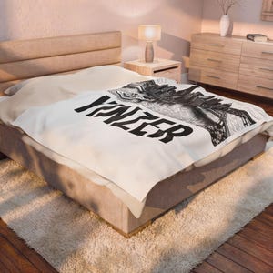 Pittsburgh Skyline Plush Throw Blanket, Yinzer Pride Home Decor image 3