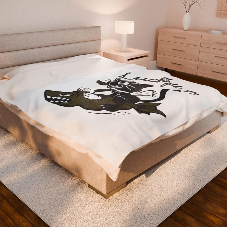 Manta de peluche con forma de gato bombardero de la Segunda Guerra Mundial / Arte de nariz del Lucky 13 imagen 3
