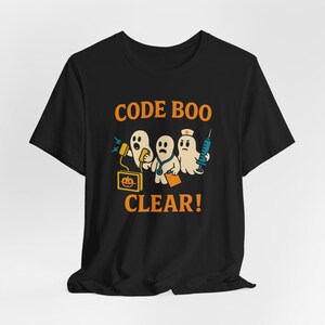 Camiseta de enfermeira para o Halloween, camiseta engraçada com código de médico "Boo!", temporada assustadora. imagem 4