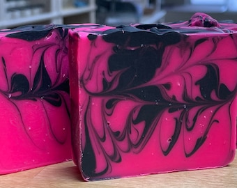 Dragonfruit & Pear Scented Handmade Soap