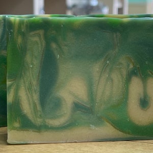 Rainforest Scented Goat&#39;s Milk Soap
