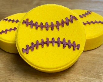 Softball Foaming Bath Bomb