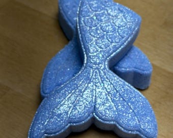 Mermaid Tail Foaming Bath Bomb