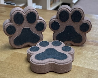 Paw Print Foaming Bath Bombs