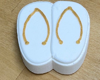 Flip Flops Foaming Bath Bomb