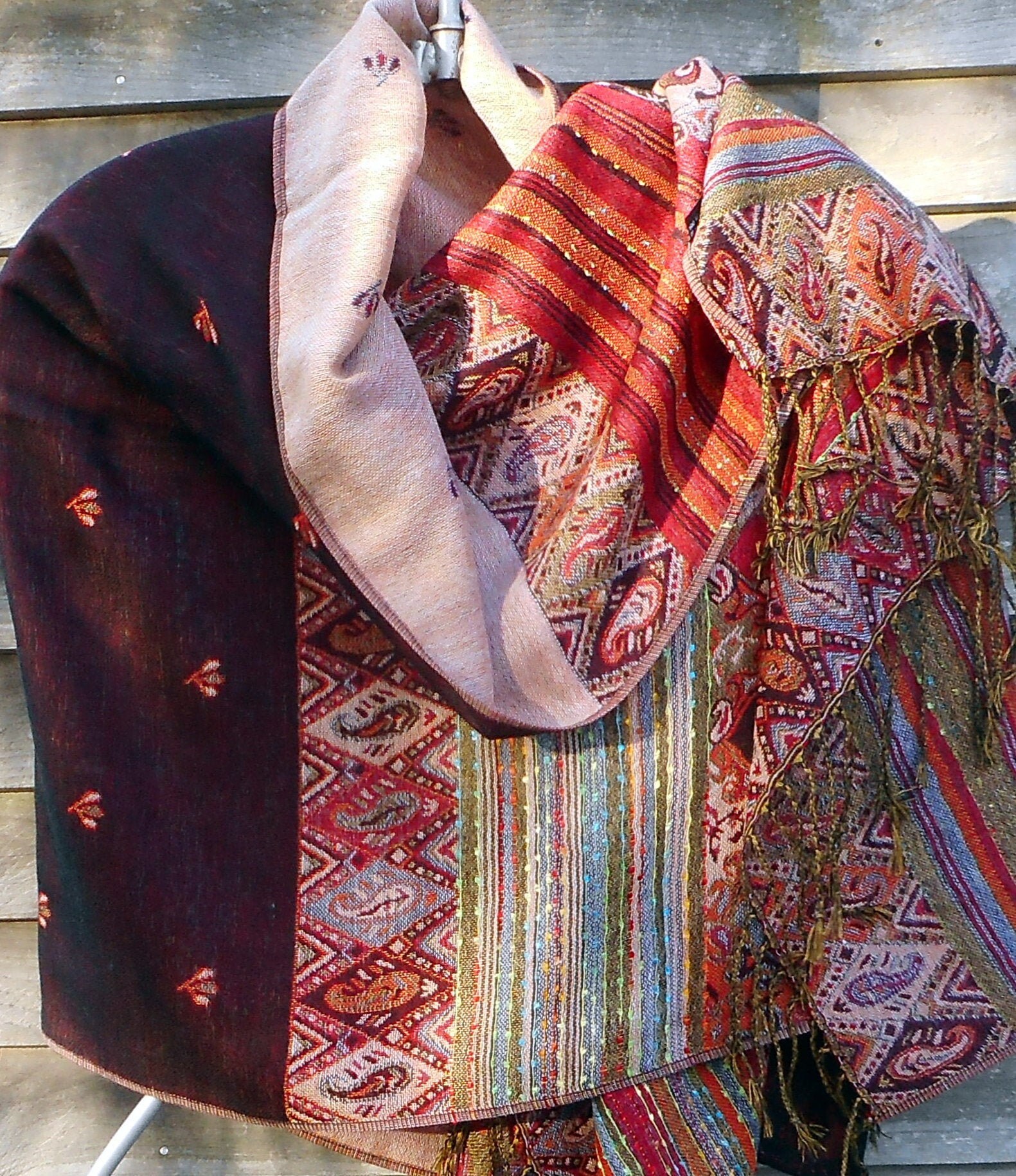 Best woolen shop shawls