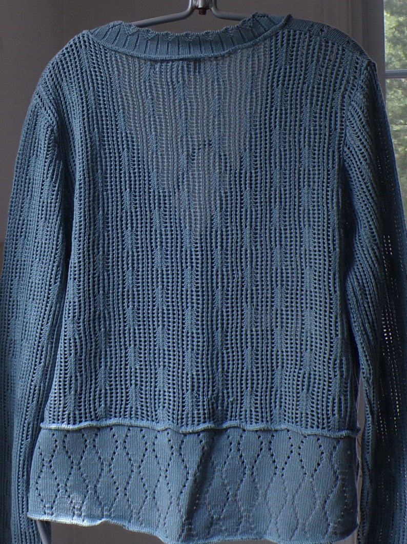 Maglione vintage Soft Surroundings, cotone blu e acrilico, XL, maglione peplo, maglione con scollo a V 1980, maglione blu immagine 7