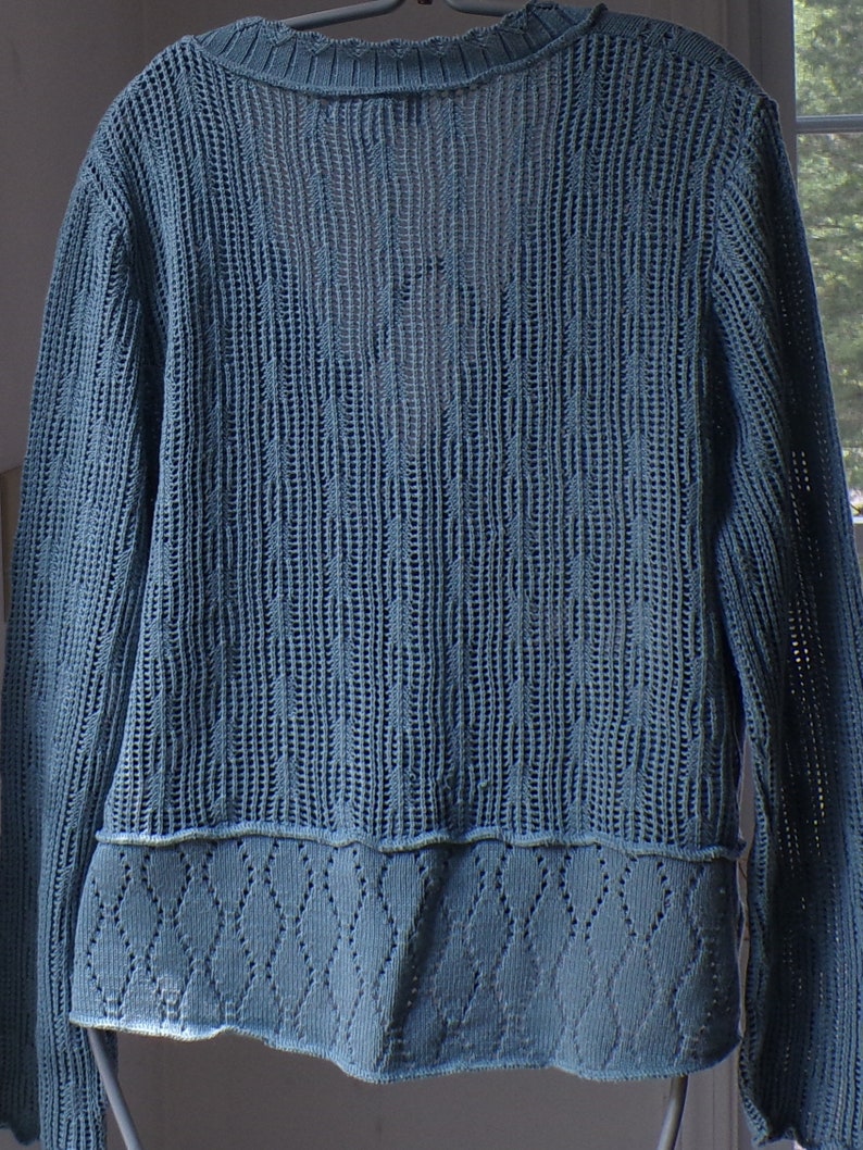 Maglione vintage Soft Surroundings, cotone blu e acrilico, XL, maglione peplo, maglione con scollo a V 1980, maglione blu immagine 2
