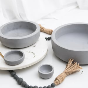 Decorative Concrete Bowl Set (4)