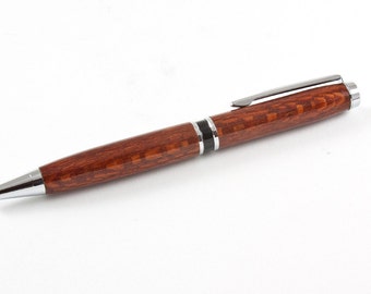 Beautiful Leopardwood on chrome with double twist action