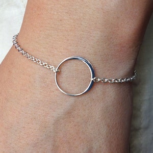 Circle Bracelet in Sterling Silver, Karma Bracelet, wish bracelet, eternal circle, minimal everyday, gift for Mom, gift for her image 2