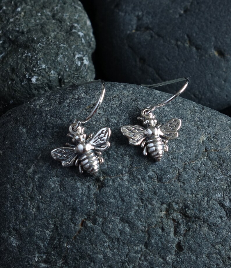 Beehive earrings Clearance