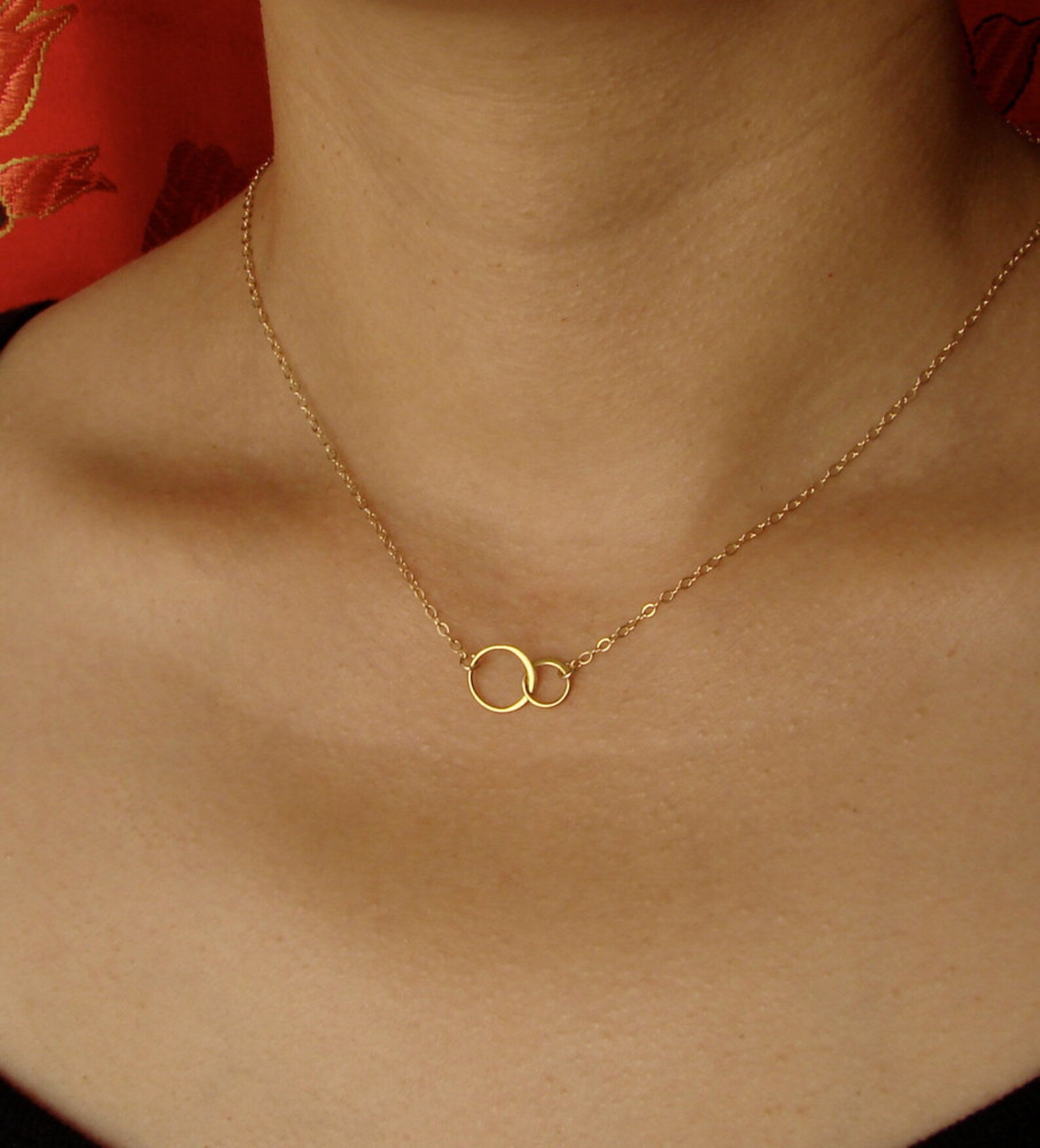 Tiny Linked Circles Necklace in Gold Wedding Bridesmaid Gift Etsy