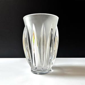 Lalique, France, Courchevel crystal vase