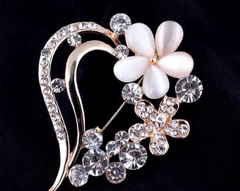 Crystal Flower Brooch: Rhinestone & Pearl Bridal Pin, Rose Gold Plated