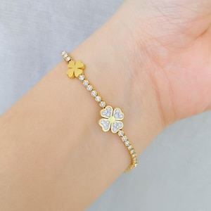 Gold Clover Bracelet | Dainty CZ Four Leaf Charm Bracelet | Lucky Adjustable Crystal Jewellery | Elegant Gift for Her | Women&#39;s Jewellery