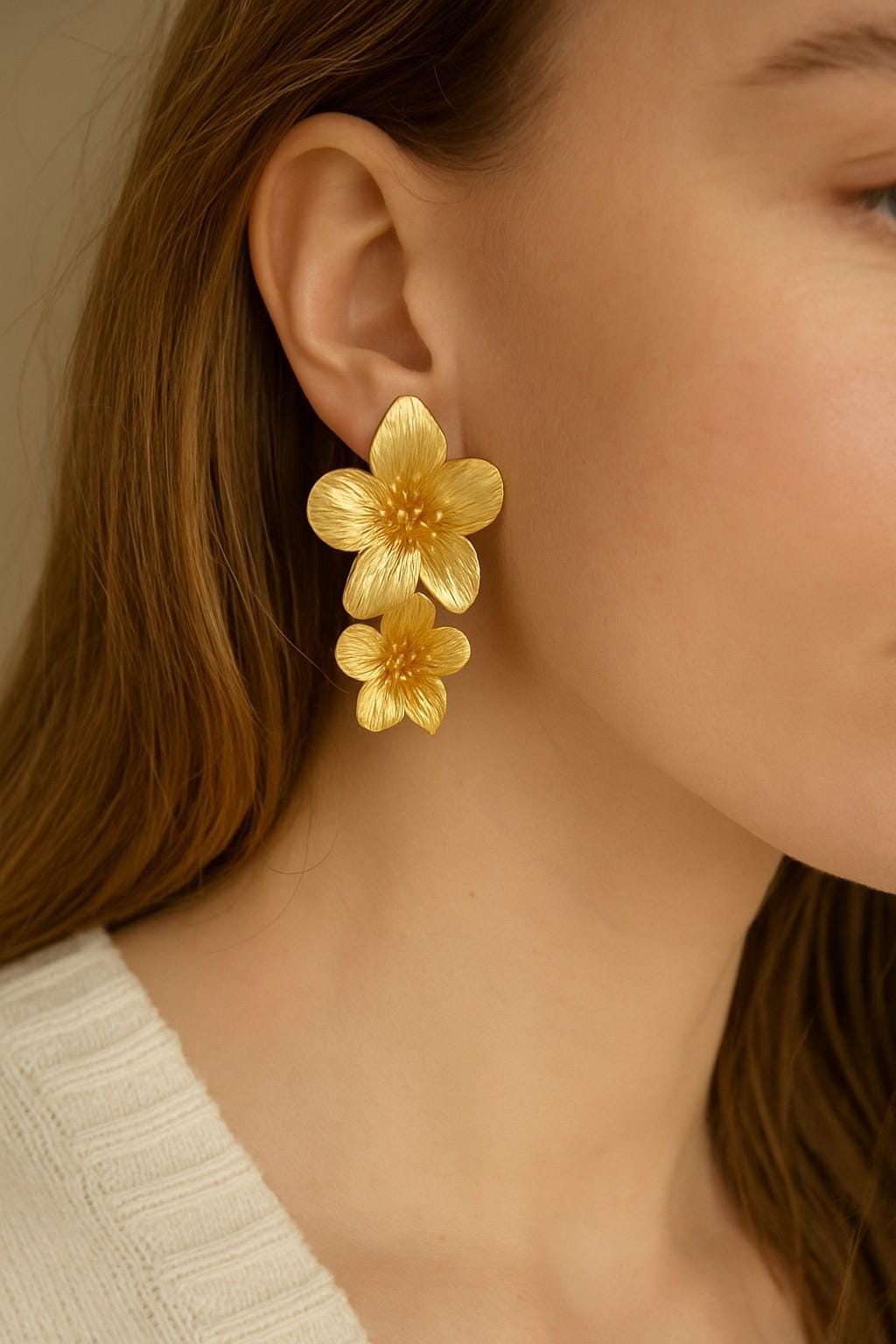Big Flower Earrings For Women Irregular Petal Statement Spring...