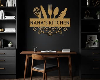 Arte de pared de cocina personalizado, letrero metálico con nombre personalizado, decoración de pared para utensilios de cocina, regalo rústico de cocina de granja.