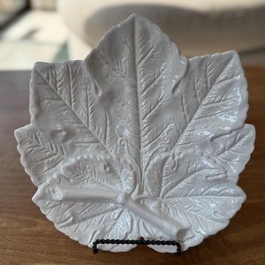 Vintage Jay Willfred Ceramic Oak Leaf Plate - Portugal