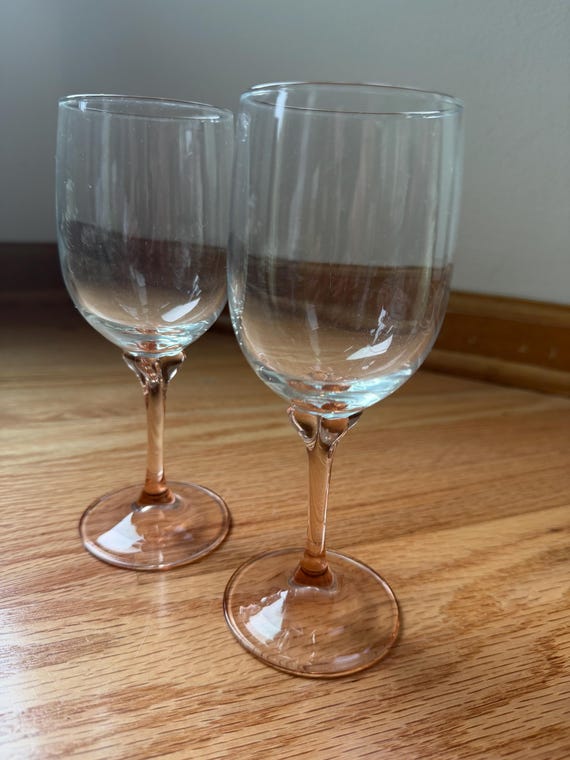 Set of 2 Vintage Luminarc Blush Pink Twist Stem Wine Glasses, Pressed soda-lime glass