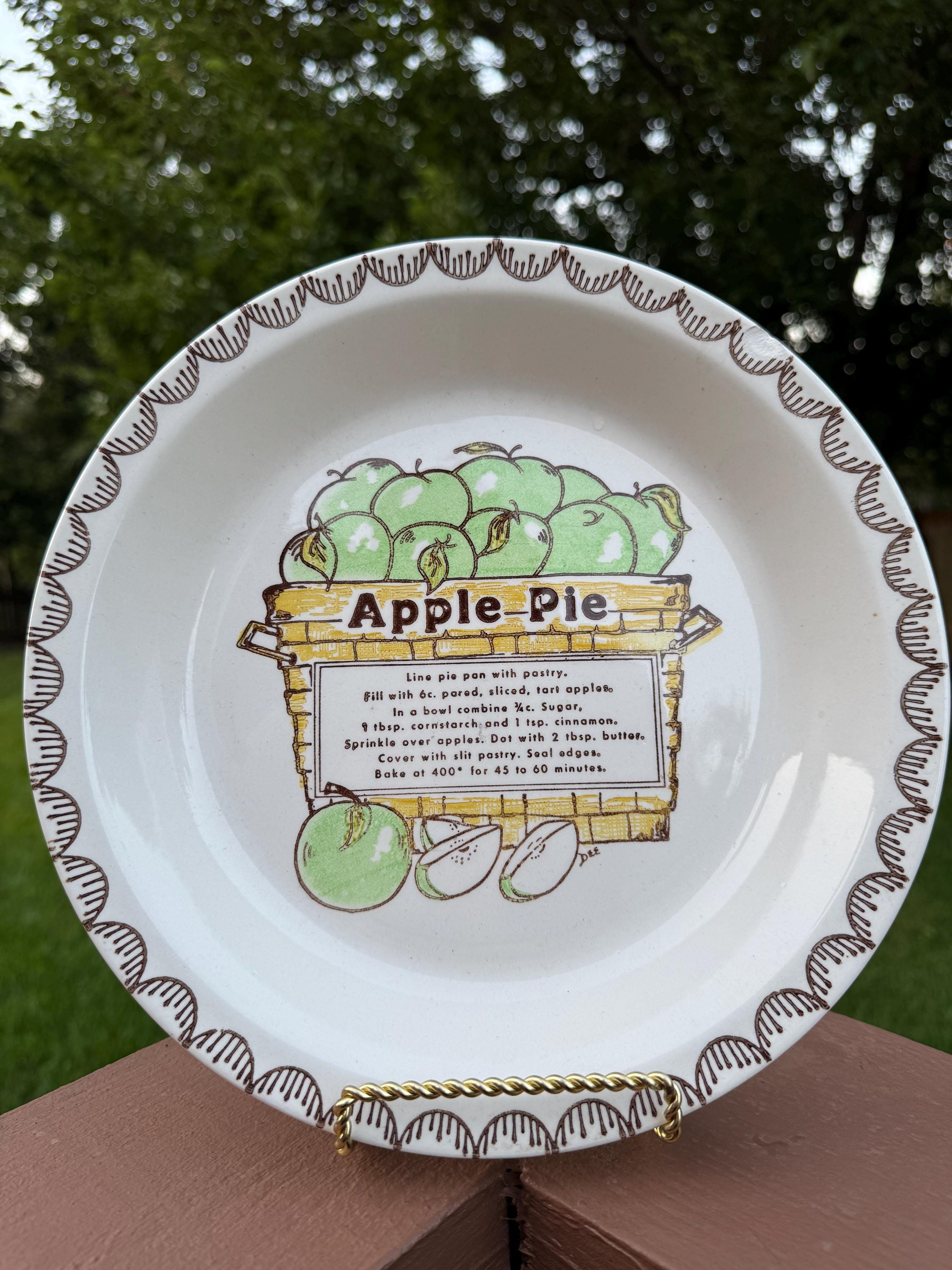 Vintage Ceramic Pie Plate With Apple Pie Recipe