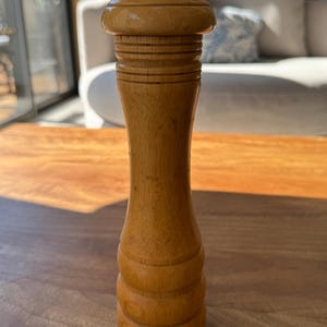 Vintage, Wooden Large Old Thompson Salt/Pepper Grinder