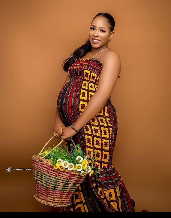 Stretchy African print maternity dress with pretied headwrap: Ankara baby shower outfit for pregnancy photoshoot