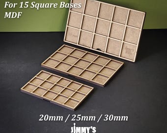 Op de afbeelding: Drie MDF-bewegingsbakken voor 15 vierkante bases. De bakken zijn in verschillende maten verkrijgbaar, waaronder 20 mm, 25 mm en 30 mm. De tekst "Movement Trays For 15 Square Bases MDF" staat bovenaan. Het logo van "Jimmy's Minis" staat onderaan.