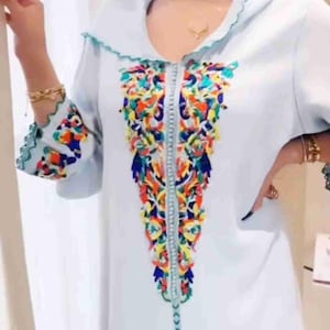 Motiv de Broderie djellaba marocain